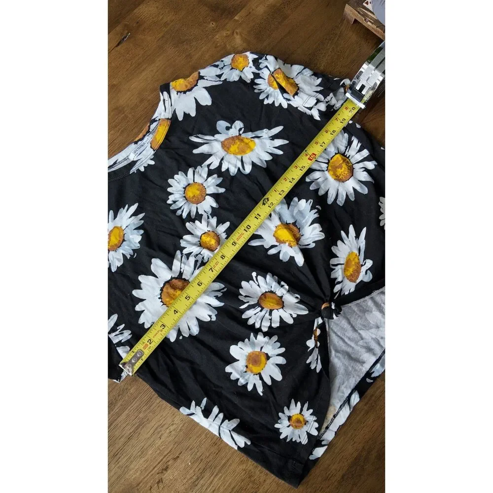 Zara Trafaluc Black Daisy Floral Front Knot Crop Top Size Small